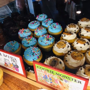 Molly's Cupcakes - Molly's Cupcakes - Desserts Near Me - Chicago, Illinois Molly's Cupcakes - Molly's Cupcakes - Desserts Near Me - Chicago, Illinois
