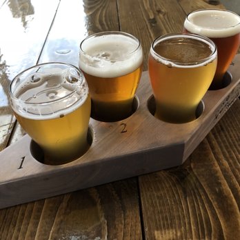 Northpaw Brew - Right handed flight~ - Breweries Near Me - Port Coquitlam, British Columbia Northpaw Brew - Right handed flight~ - Breweries Near Me - Port Coquitlam, British Columbia
