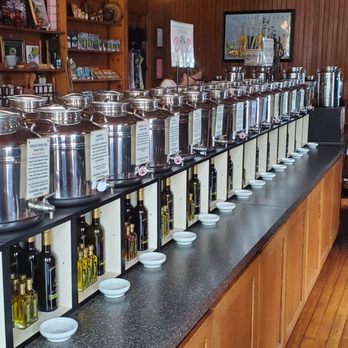 The 1000 Islands Cruet - This is just one side of the selections. Directly across, you'll find the same amount of choices. - Olive Oil Near Me - Clayton, New York The 1000 Islands Cruet - This is just one side of the selections. Directly across, you'll find the same amount of choices. - Olive Oil Near Me - Clayton, New York