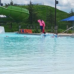 Seascape Family Aquatic Center - Other children in the water without parents
