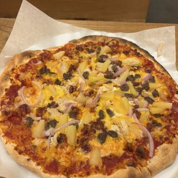 MOD Pizza - Pineapple, cheddar, onion, sausage - Fast Food Near Me - Houston, Texas MOD Pizza - Pineapple, cheddar, onion, sausage - Fast Food Near Me - Houston, Texas