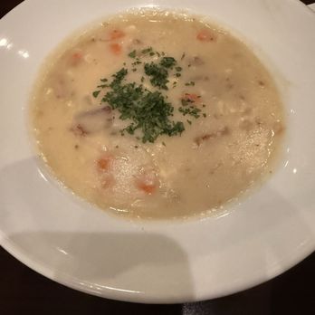 MW Restaurant - Seafood Chowder - New American Near Me - Honolulu, Hawaii