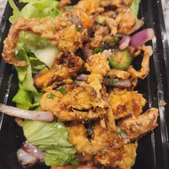 Fresh Bowl - Salt n pepper soft shell crab - Vietnamese Near Me - Austin, Texas Fresh Bowl - Salt n pepper soft shell crab - Vietnamese Near Me - Austin, Texas