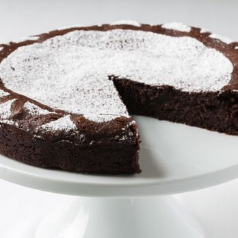 Edgewood Bakery - Flourless Chocolate Cake - Custom Cakes Near Me - Grand Rapids, Michigan