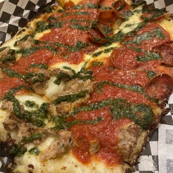 Pizza Mamo - pesto sausage detroit! must try this one! - Pizza Near Me - Honolulu, Hawaii