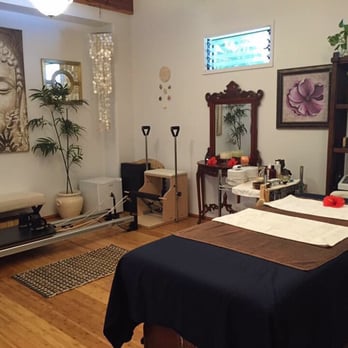 Glow Raw World - Our beautiful Accommodations for your one of a kind treatments - Skin Care Near Me - Kealakekua, Hawaii