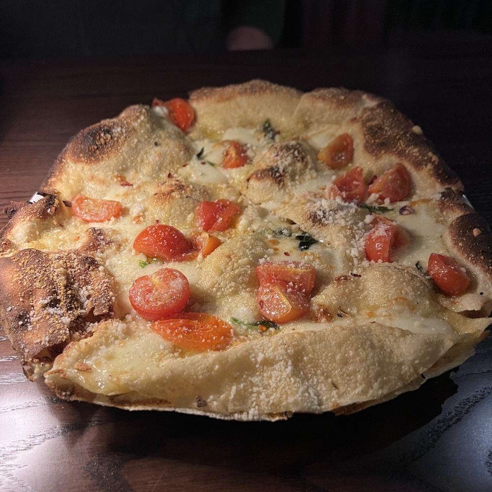 Mano A Mano - HH pizza - Italian Near Me - Chicago, Illinois Mano A Mano - HH pizza - Italian Near Me - Chicago, Illinois