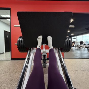 FitStop 24 - Leg press - Circuit Training Gyms Near Me - Jenison, Michigan FitStop 24 - Leg press - Circuit Training Gyms Near Me - Jenison, Michigan