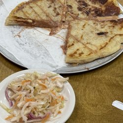 Leidy’s Kitchen - Pupusa Pizza