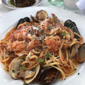 Piatti - Seafood linguine - Italian Near Me - La Jolla, California Piatti - Seafood linguine - Italian Near Me - La Jolla, California