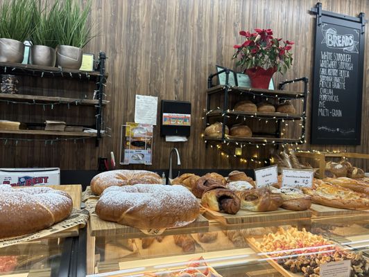 Camas Market & Bakery by null