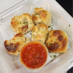 Park Avenue Pizza - Garlic knots