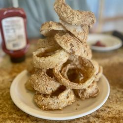 6 Klicks Cafe - Onion rings