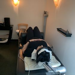Valencia Chiropractic - Cervical Spine Decompression treatment for C5/C6 Disc Herniation. First treatment reduced symptoms of sharp shooting pain in arms and hands.