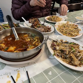 Neo Szechuan - Spicy boiled fish filet, roast duck, hot and sour soup, combo low mein, and beef chow fung !!! - Szechuan Near Me - Albuquerque, New Mexico Neo Szechuan - Spicy boiled fish filet, roast duck, hot and sour soup, combo low mein, and beef chow fung !!! - Szechuan Near Me - Albuquerque, New Mexico