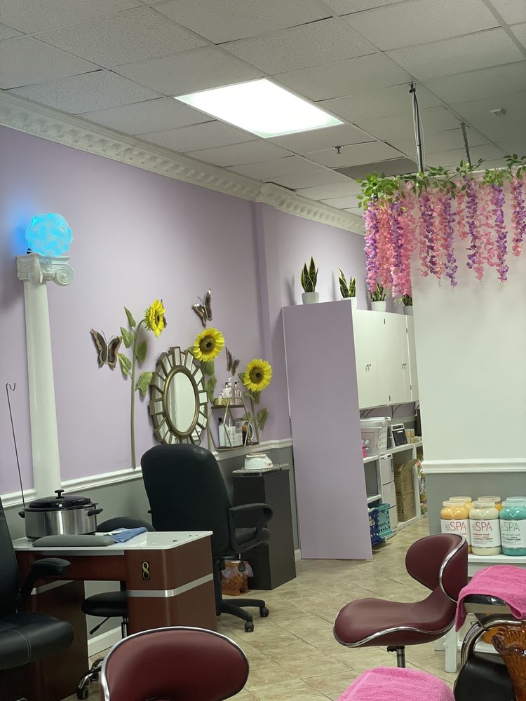 MICKY’S NAILS 1 Updated September 2024 31 Photos & 26 Reviews