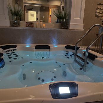 The Dutchess - Hotels Near Me - Beacon, New York