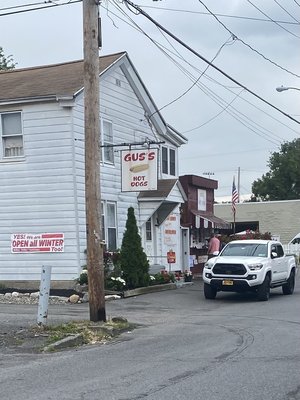 Gus's Hotdogs by null