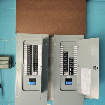 Everyday Electric - New 400 AMP Service #electricalpanel #electriciansnearme - Electricians Near Me - Tampa, Florida