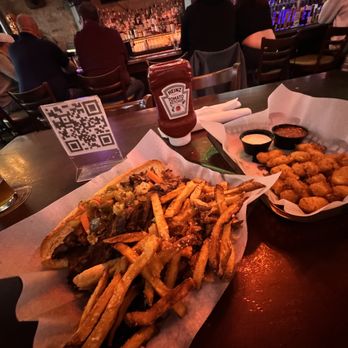 First Draft - Italian Beef Sando and cheese curds - American Near Me - Chicago, Illinois First Draft - Italian Beef Sando and cheese curds - American Near Me - Chicago, Illinois
