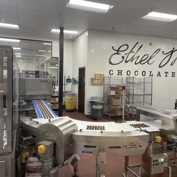 Ethel M Chocolates - Chocolate factory - Chocolatiers & Shops Near Me - Las Vegas, Nevada