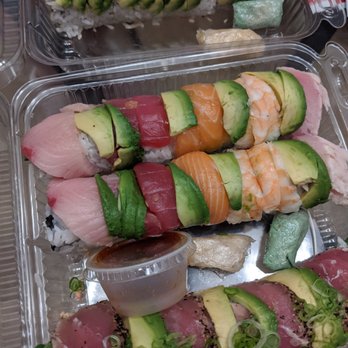 Sushi Lounge - Poway - rainbow roll (to go order) - Sushi Bars Near Me - Poway, California