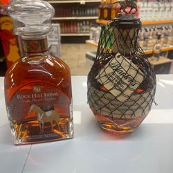TEXAN LIQUOR STORE