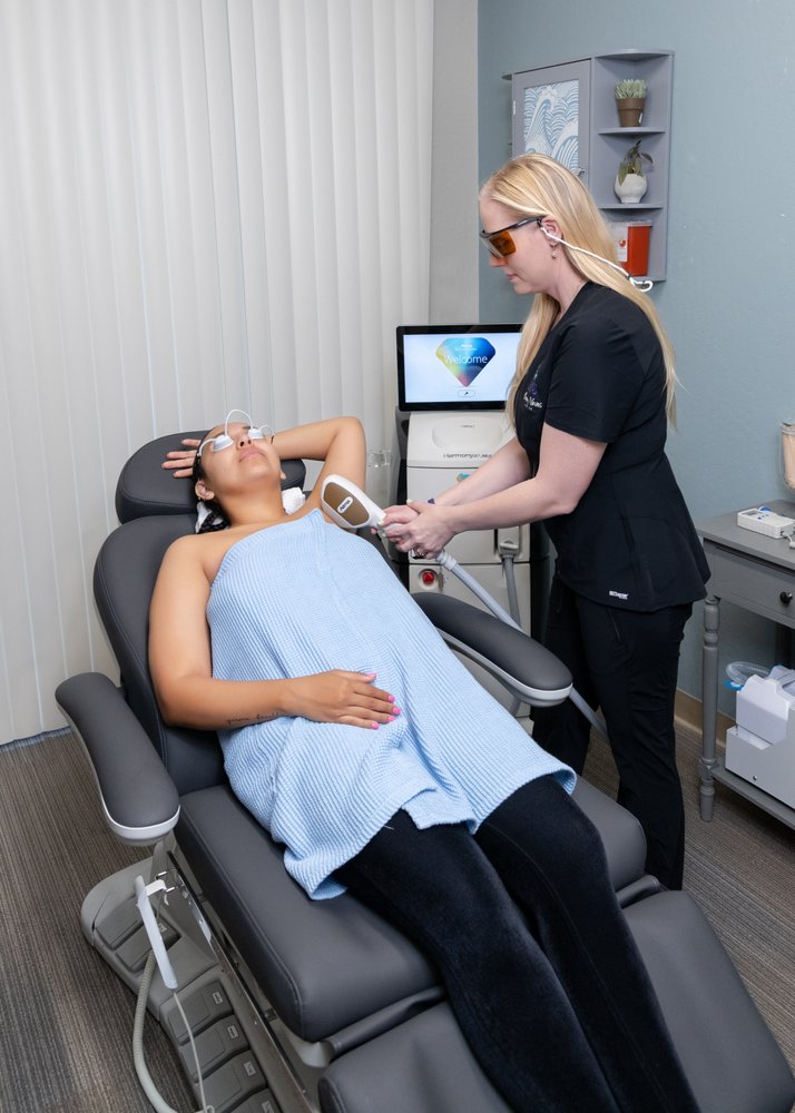 MAKING WAVES MEDSPA 27 Photos 7750 N Fresno St, Fresno, California