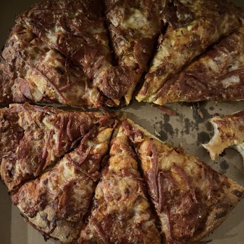 BJ's Restaurant & Brewhouse - Pepperoni Extreme Pizza - Large - Breweries Near Me - Mobile, Alabama