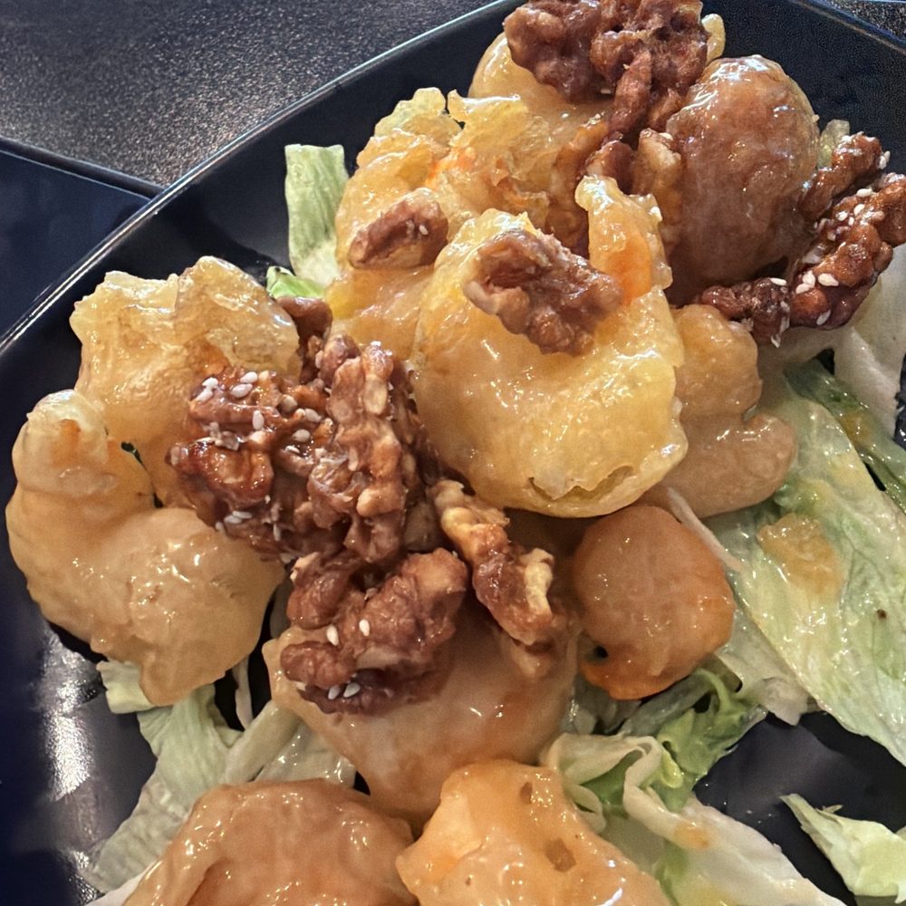 Home Eat - 40 Honey Walnut Shrimp 蜜汁核桃虾 - Chinese Near Me - Fremont, California Home Eat - 40 Honey Walnut Shrimp 蜜汁核桃虾 - Chinese Near Me - Fremont, California