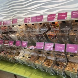 Menchies Frozen Yogurt