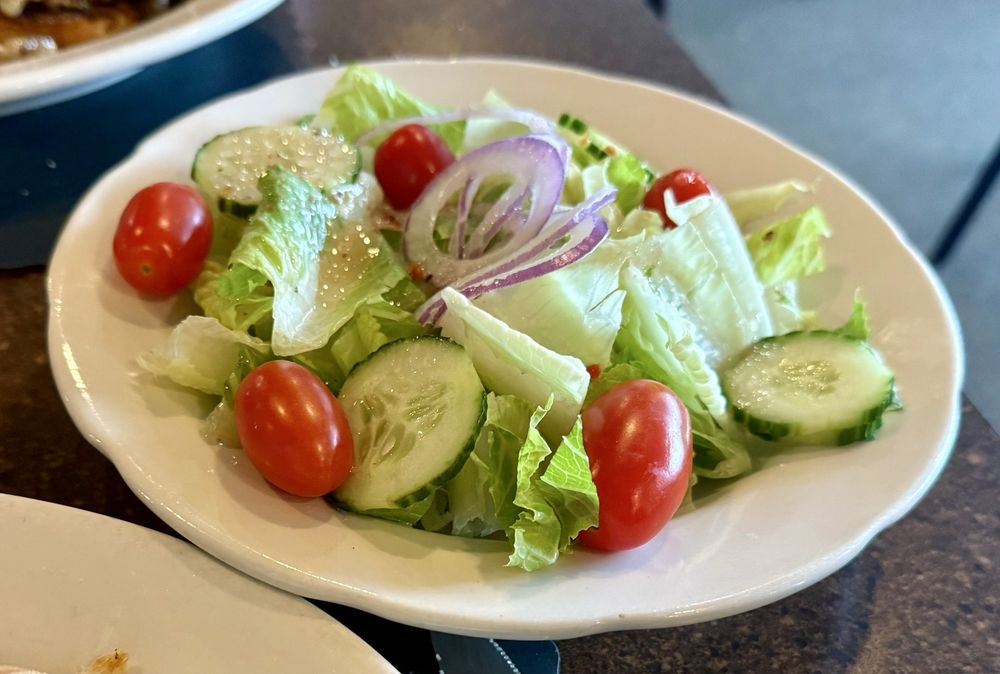 Food from Harris Bar & Grill