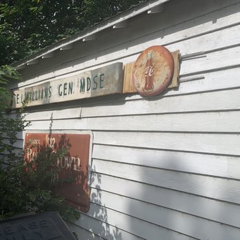 Fried Green Tomatoes - a sign for a restaurant - Southern Near Me - Macon, Georgia