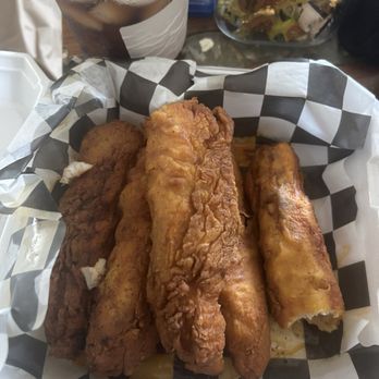 Crazy D’s Hot Chicken - Ordered medium Six pack of chicken. Came sauceless,. Ordered extra dipping sauce, only sent the ones I paid extra for. - Chicken Shop Near Me - Reno, Nevada Crazy D’s Hot Chicken - Ordered medium Six pack of chicken. Came sauceless,. Ordered extra dipping sauce, only sent the ones I paid extra for. - Chicken Shop Near Me - Reno, Nevada