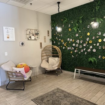 Ding Tea - Greenville - Cute space - Bubble Tea Near Me - Greenville, South Carolina