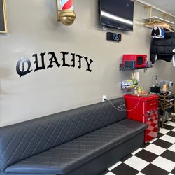 Jonny's Shop - Clean shop