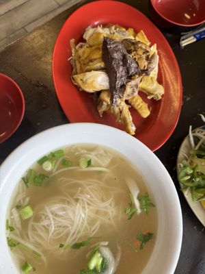 Pho Ga Thanh Thanh by null