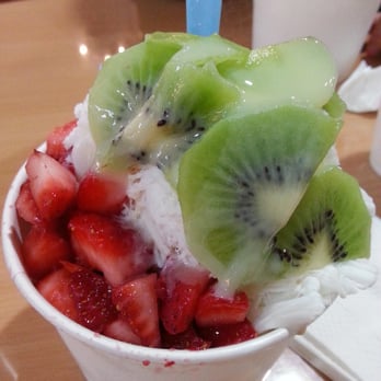 Salju Dessert - Small coconut shaved snow with kiwi, strawberry, & condensed milk - Desserts Near Me - Alhambra, California Salju Dessert - Small coconut shaved snow with kiwi, strawberry, & condensed milk - Desserts Near Me - Alhambra, California