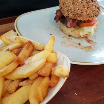 Bief & Burgers - Steakhouses Near Me - Cruquius, New Hampshire