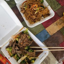 Pho Linh Vietnamese Grill - Beef n Broccoli with seafood stir fry chow mein noodles