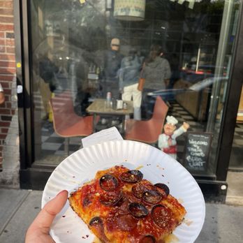PAULIE GEE’S SLICE SHOP - Updated June 2024 - 543 Photos & 395 Reviews - 110 Franklin St