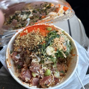 Bay Poke - La Puente - 4 scoop Poke Bowl (Large) - Hawaiian Near Me - La Puente, California Bay Poke - La Puente - 4 scoop Poke Bowl (Large) - Hawaiian Near Me - La Puente, California