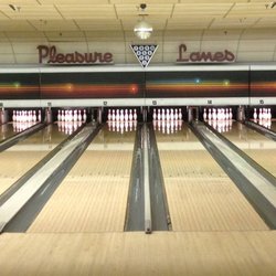 18 lanes for fun or serious bowlers.