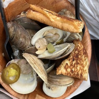 DJ's Clam Shack - Steamed clams - Seafood Near Me - Key West, Florida DJ's Clam Shack - Steamed clams - Seafood Near Me - Key West, Florida