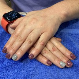 Amy is awesome . She did my nails tonight and I am so happy that I had to share a photo. Amy is awesome . She did my nails tonight and I am so happy that I had to share a photo.