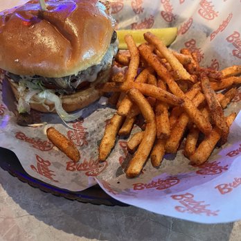 Bubba's 33 - Mushroom Burger with Fire Fries - Sports Bars Near Me - Tampa, Florida Bubba's 33 - Mushroom Burger with Fire Fries - Sports Bars Near Me - Tampa, Florida