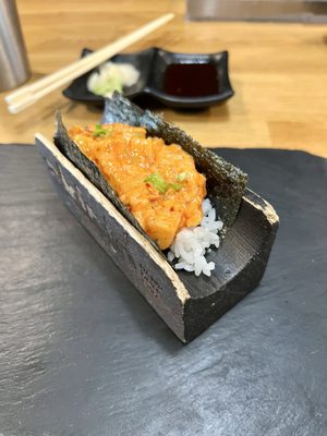 Kinjo Hand Roll Bar by null