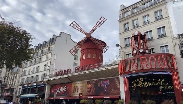 La Machine du Moulin Rouge by null