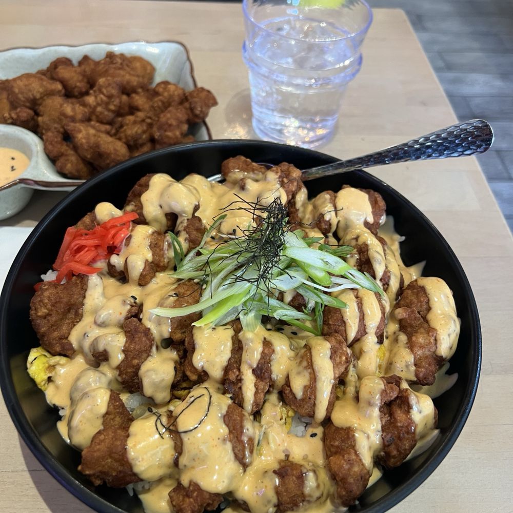 8 Ramen - Spicy Chicken bowl - Ramen Near Me - Rockville Centre, New York