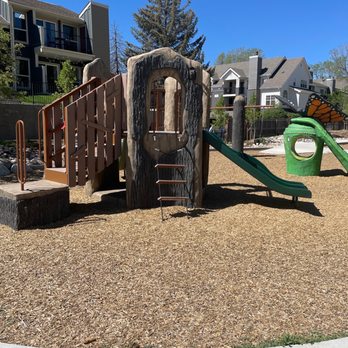 Packy Romans Park - Little slide for mini kiddos! - Parks Near Me - Englewood, Colorado Packy Romans Park - Little slide for mini kiddos! - Parks Near Me - Englewood, Colorado